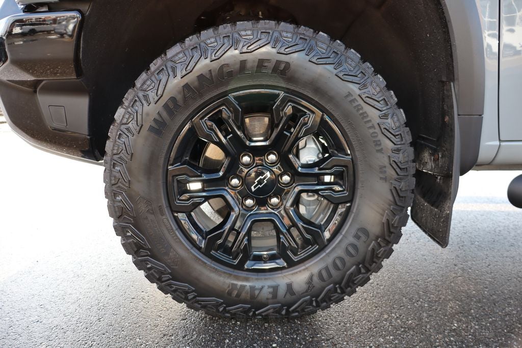 2025 Chevrolet Silverado 1500 ZR2