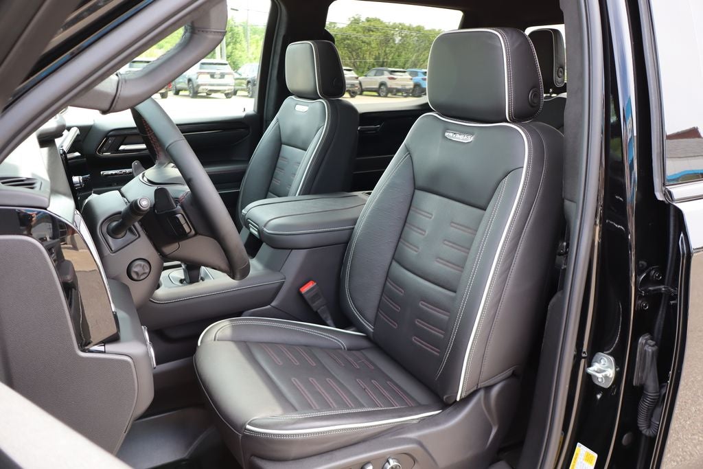 2025 GMC Sierra 1500 AT4X