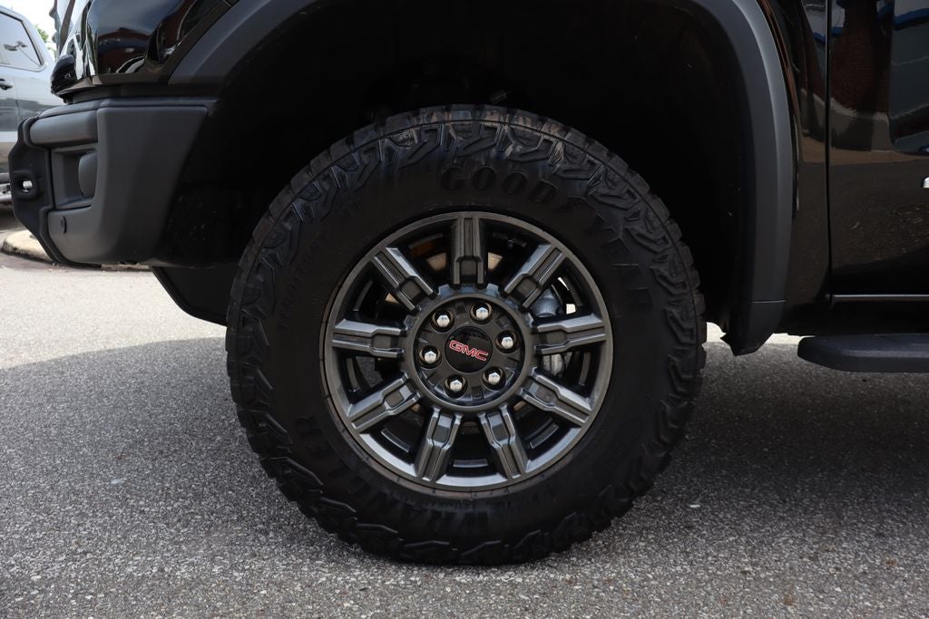 2025 GMC Sierra 1500 AT4X
