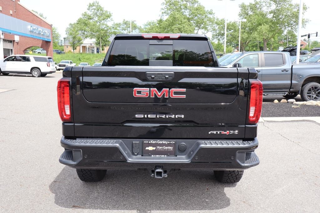 2025 GMC Sierra 1500 AT4X