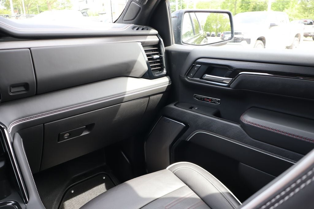 2025 GMC Sierra 1500 AT4X