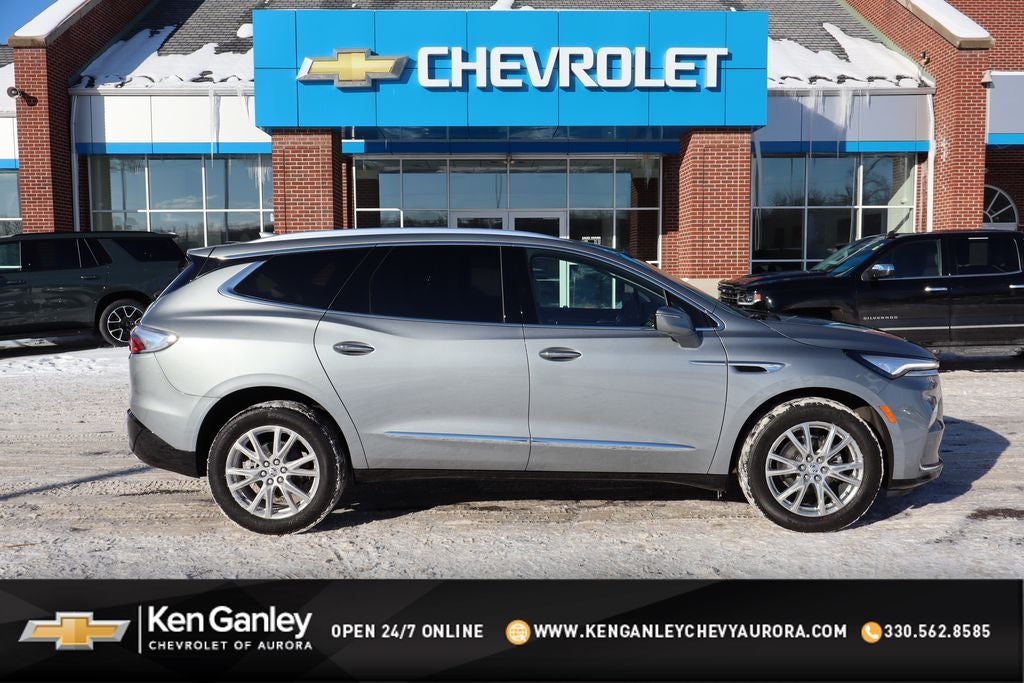 2024 Buick Enclave Essence