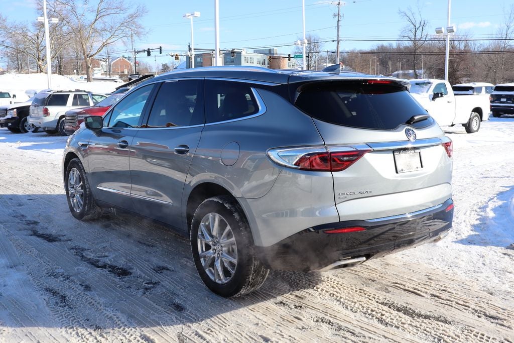 2024 Buick Enclave Essence