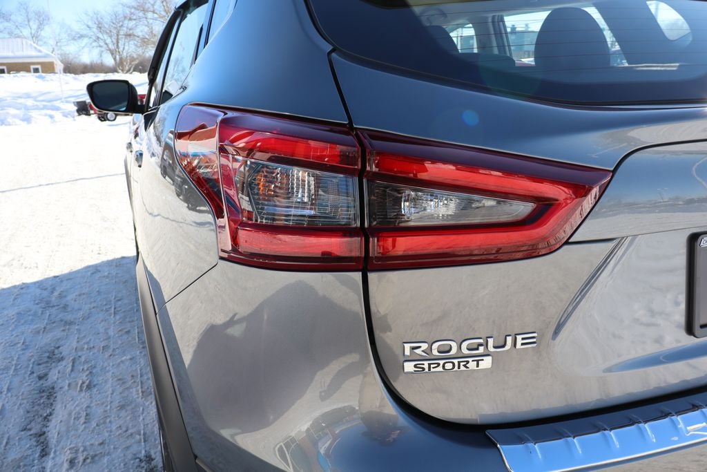 2021 Nissan Rogue Sport SV