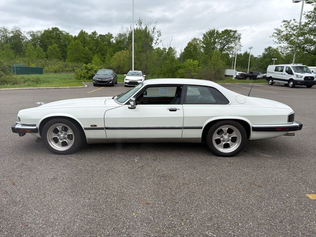 1992 Jaguar XJS Base