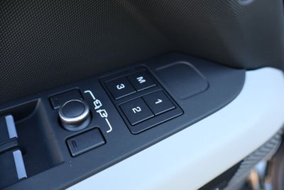 2023 Land Rover Defender 90 X-Dynamic SE