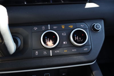 2023 Land Rover Defender 90 X-Dynamic SE