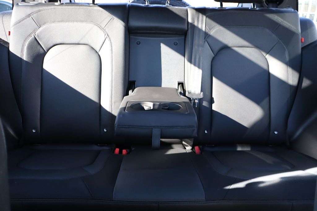 2023 Land Rover Defender 90 X-Dynamic SE