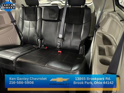 2015 Chrysler Town & Country Limited Platinum