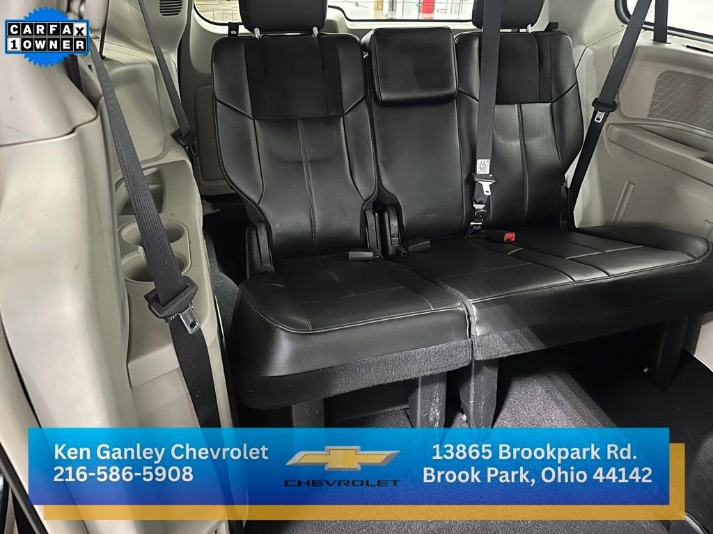 2015 Chrysler Town & Country Limited Platinum