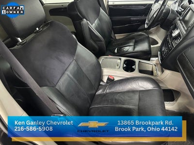 2015 Chrysler Town & Country Limited Platinum