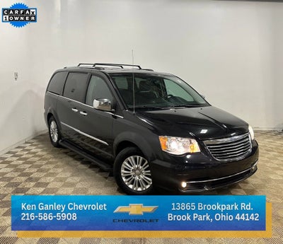 2015 Chrysler Town & Country Limited Platinum