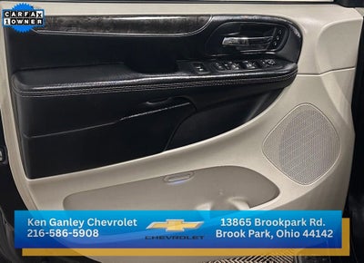 2015 Chrysler Town & Country Limited Platinum