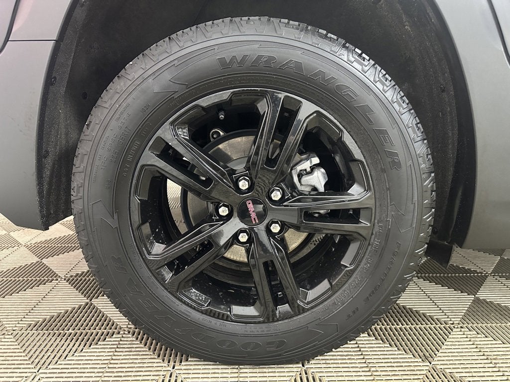 2023 GMC Terrain AT4