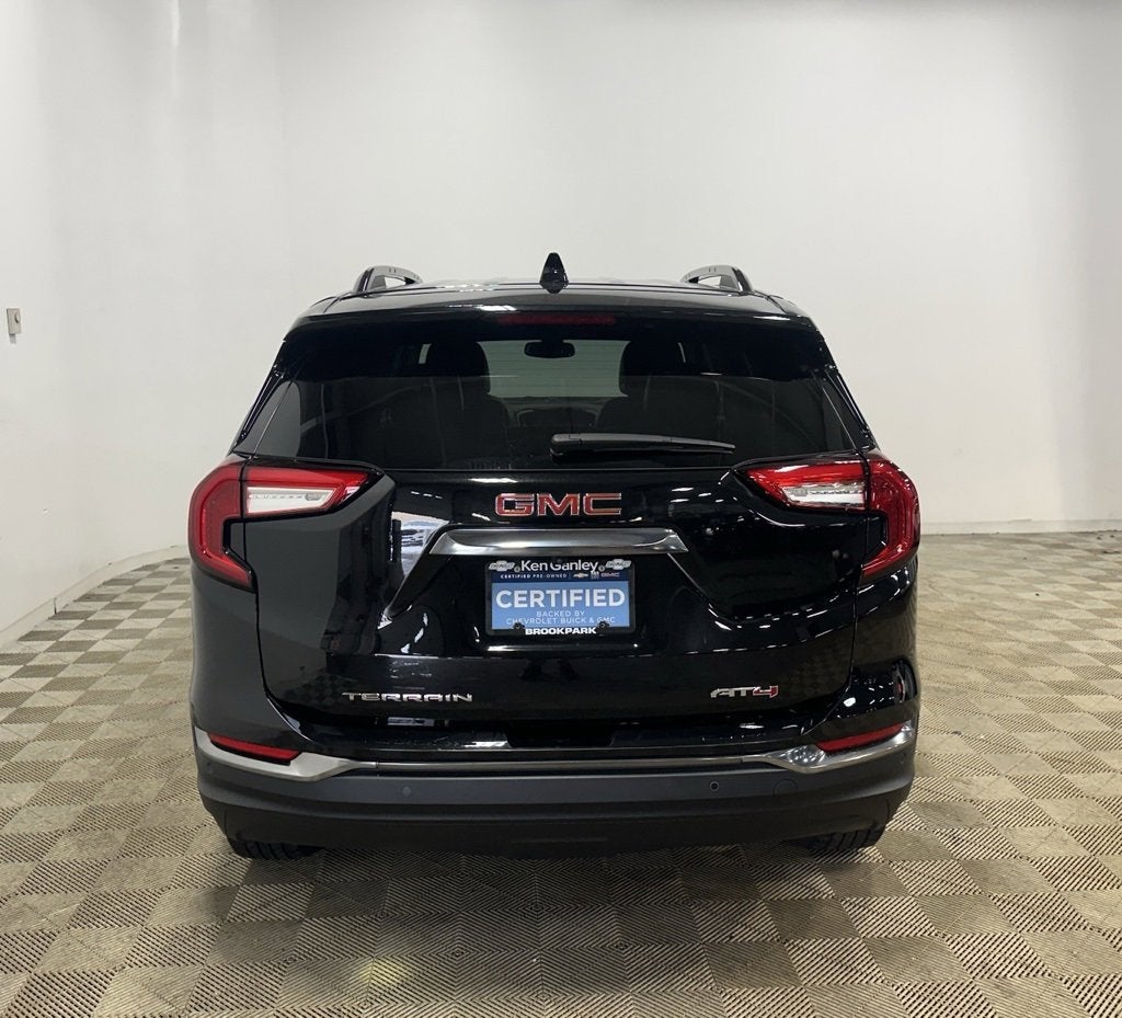2023 GMC Terrain AT4