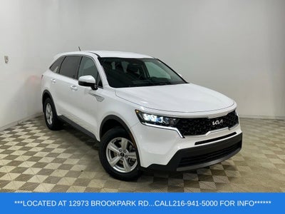 2023 Kia Sorento LX