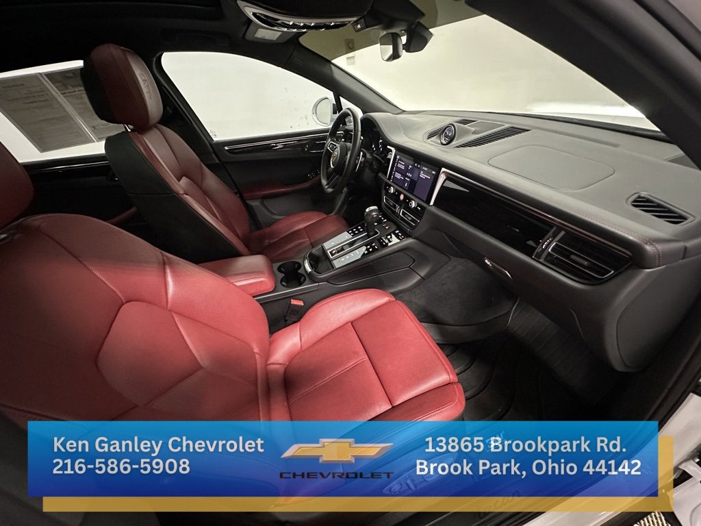 2024 Porsche Macan NA