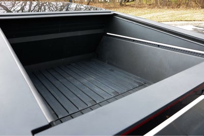 2024 Tesla Cybertruck AWD