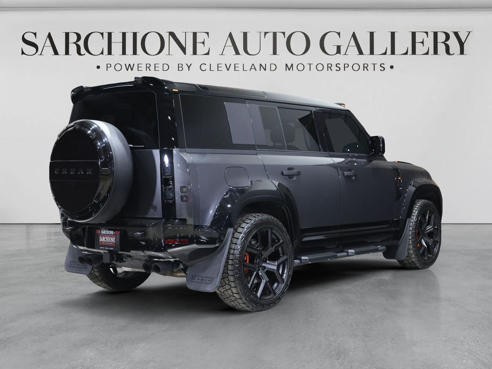 2026 Land Rover Defender 110 V8