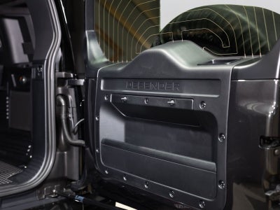 2026 Land Rover Defender 110 V8