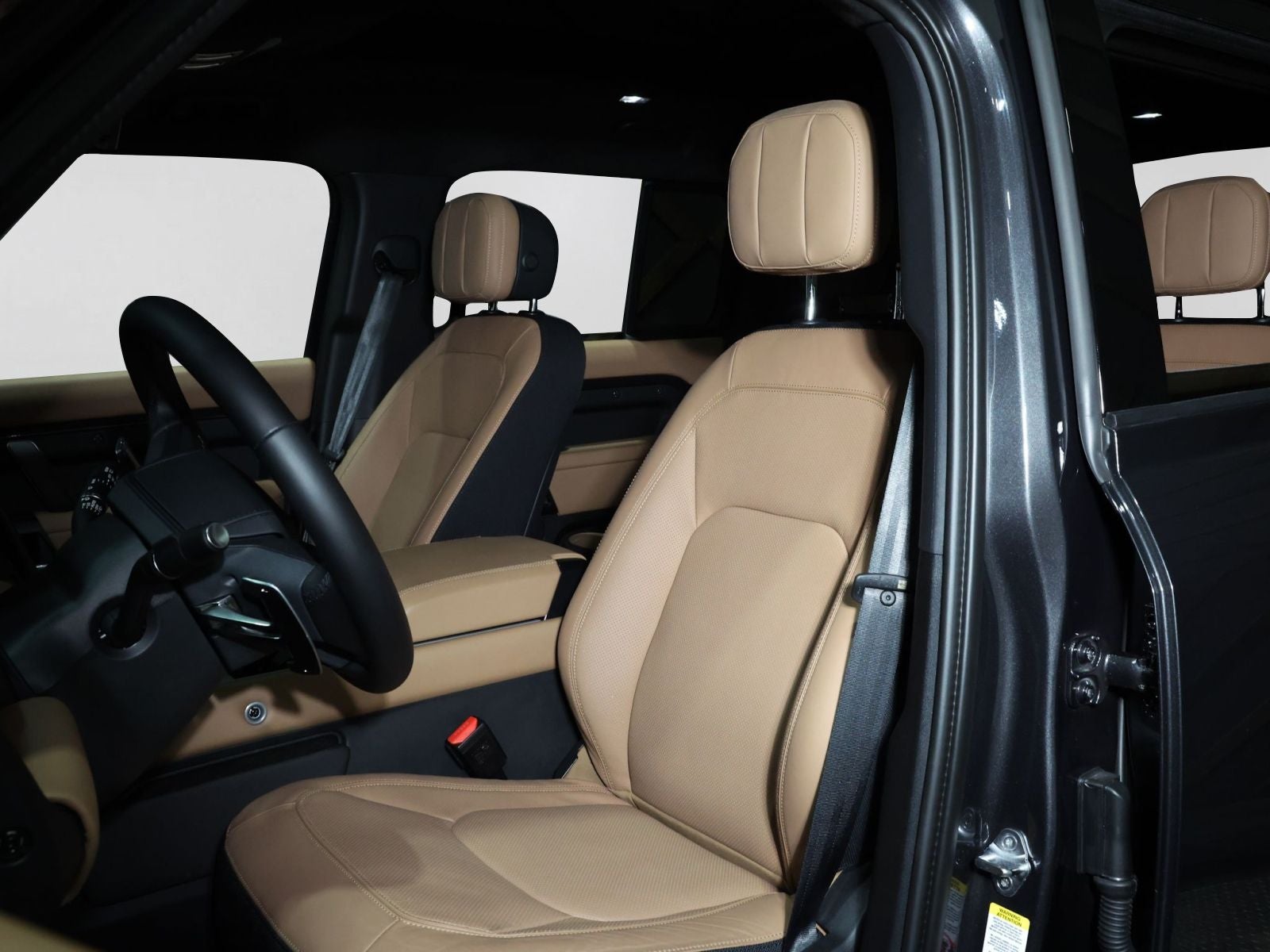 2026 Land Rover Defender 110 V8