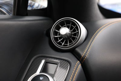 2013 McLaren MP4-12C Base