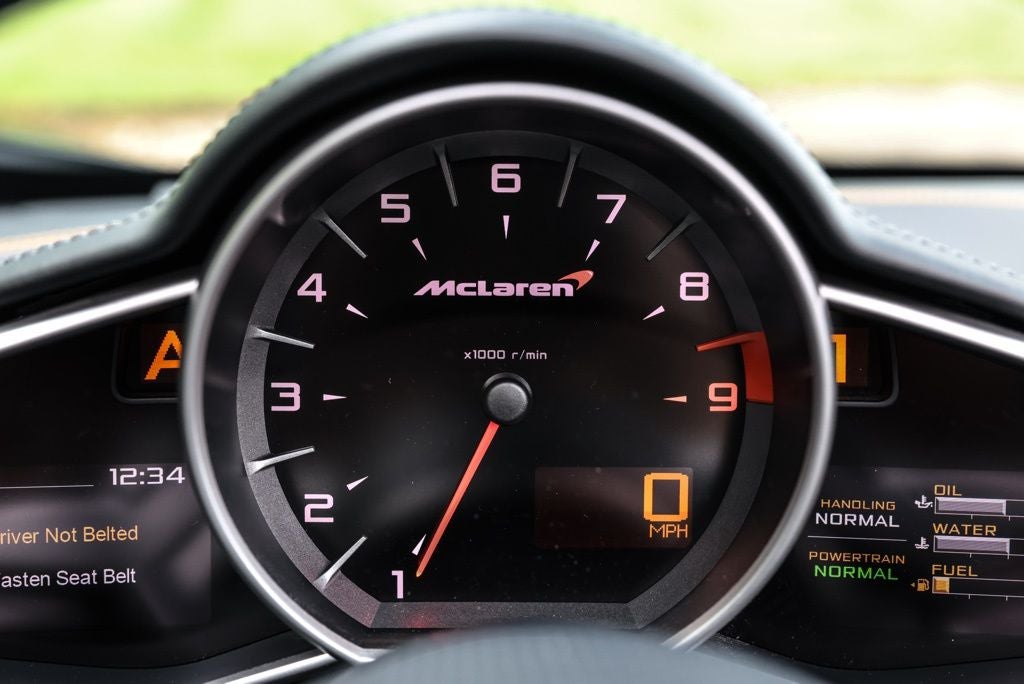 2013 McLaren MP4-12C Base