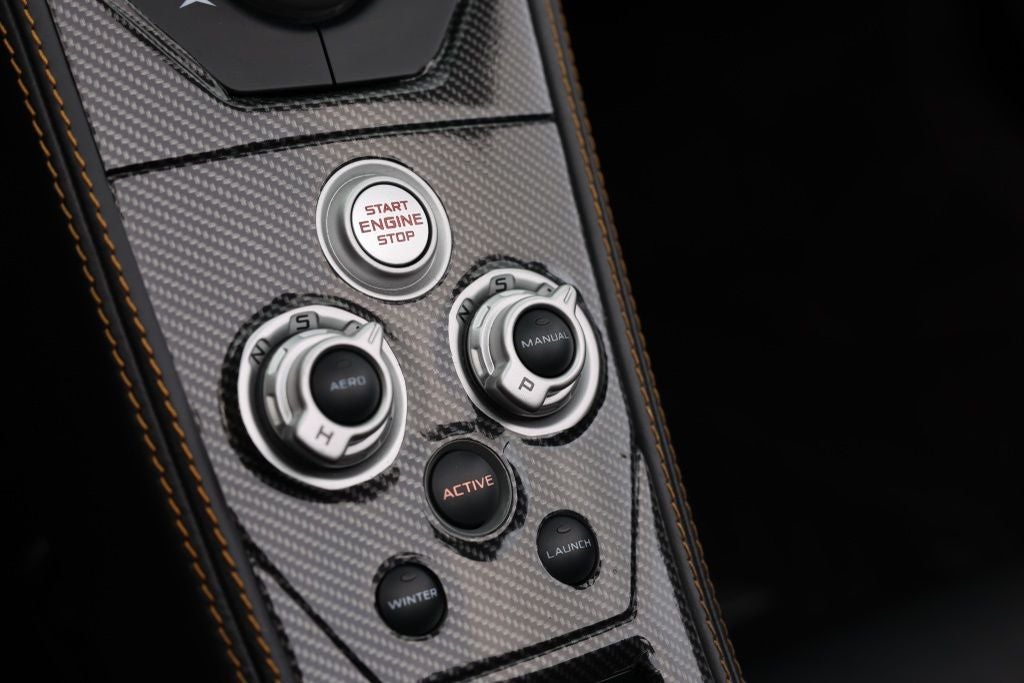 2013 McLaren MP4-12C Base