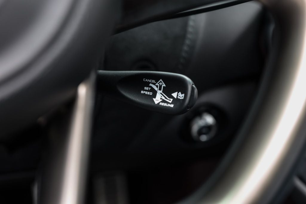 2018 McLaren 720S Base