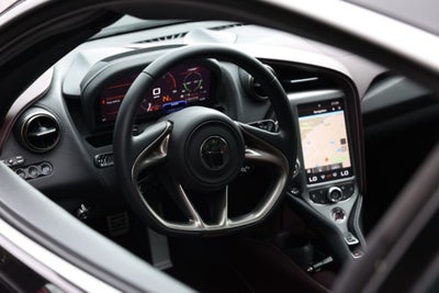 2018 McLaren 720S Base