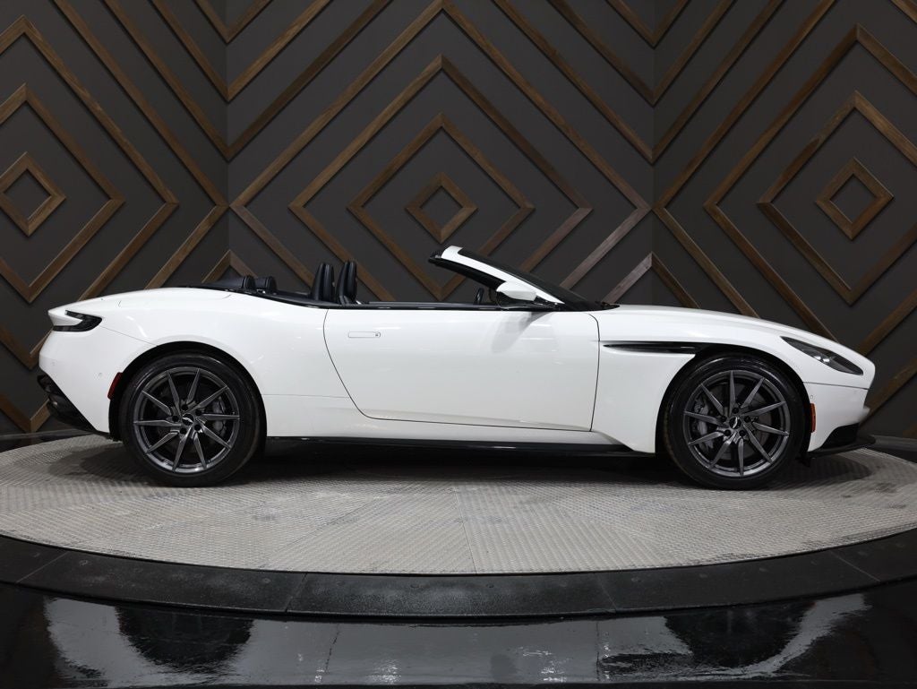 2019 Aston Martin DB11 Volante