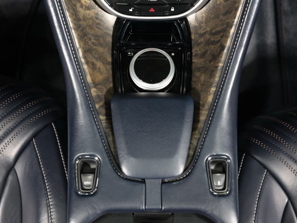 2019 Aston Martin DB11 Volante