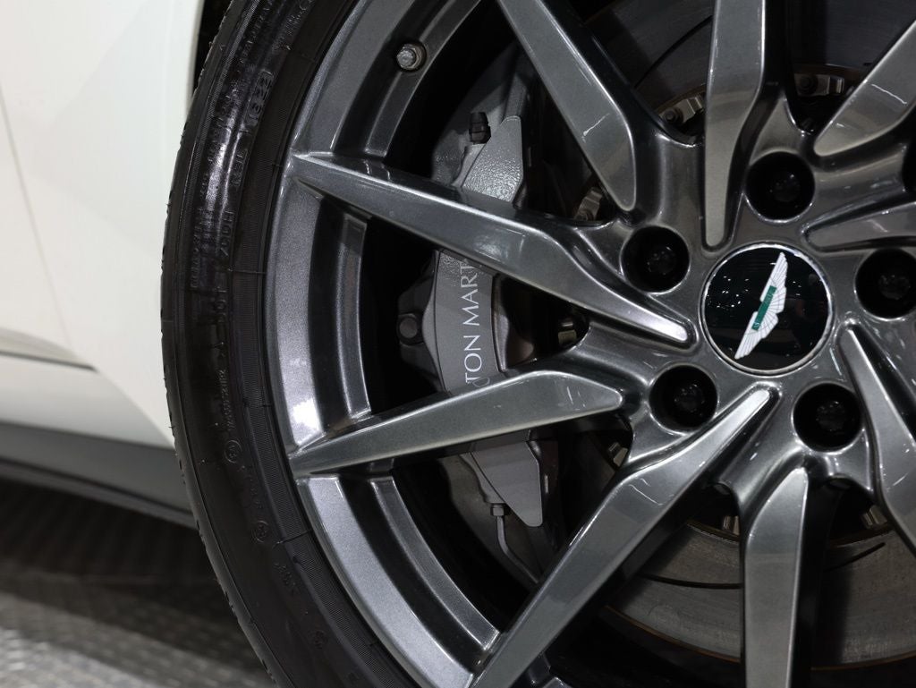 2019 Aston Martin DB11 Volante