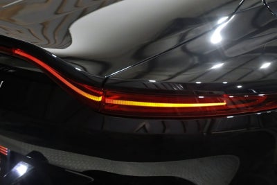 2022 Aston Martin Vantage Base