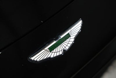 2022 Aston Martin Vantage Base