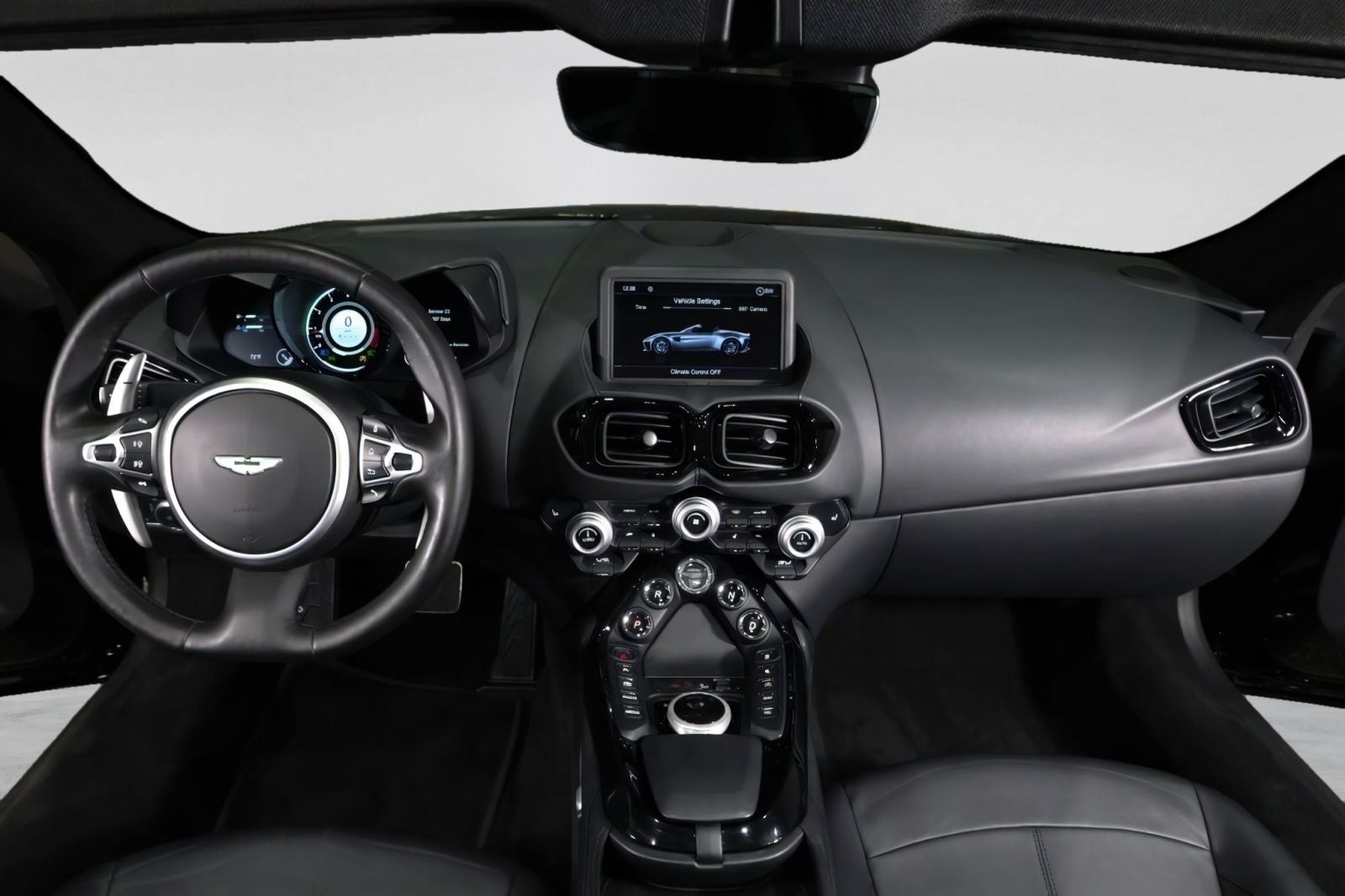 2022 Aston Martin Vantage Base