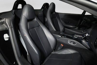 2022 Aston Martin Vantage Base