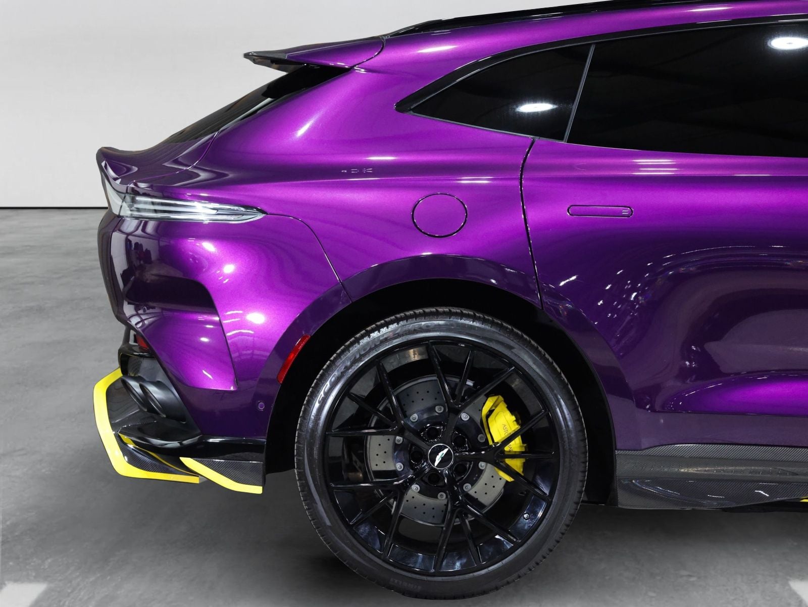 2024 Aston Martin DBX 707