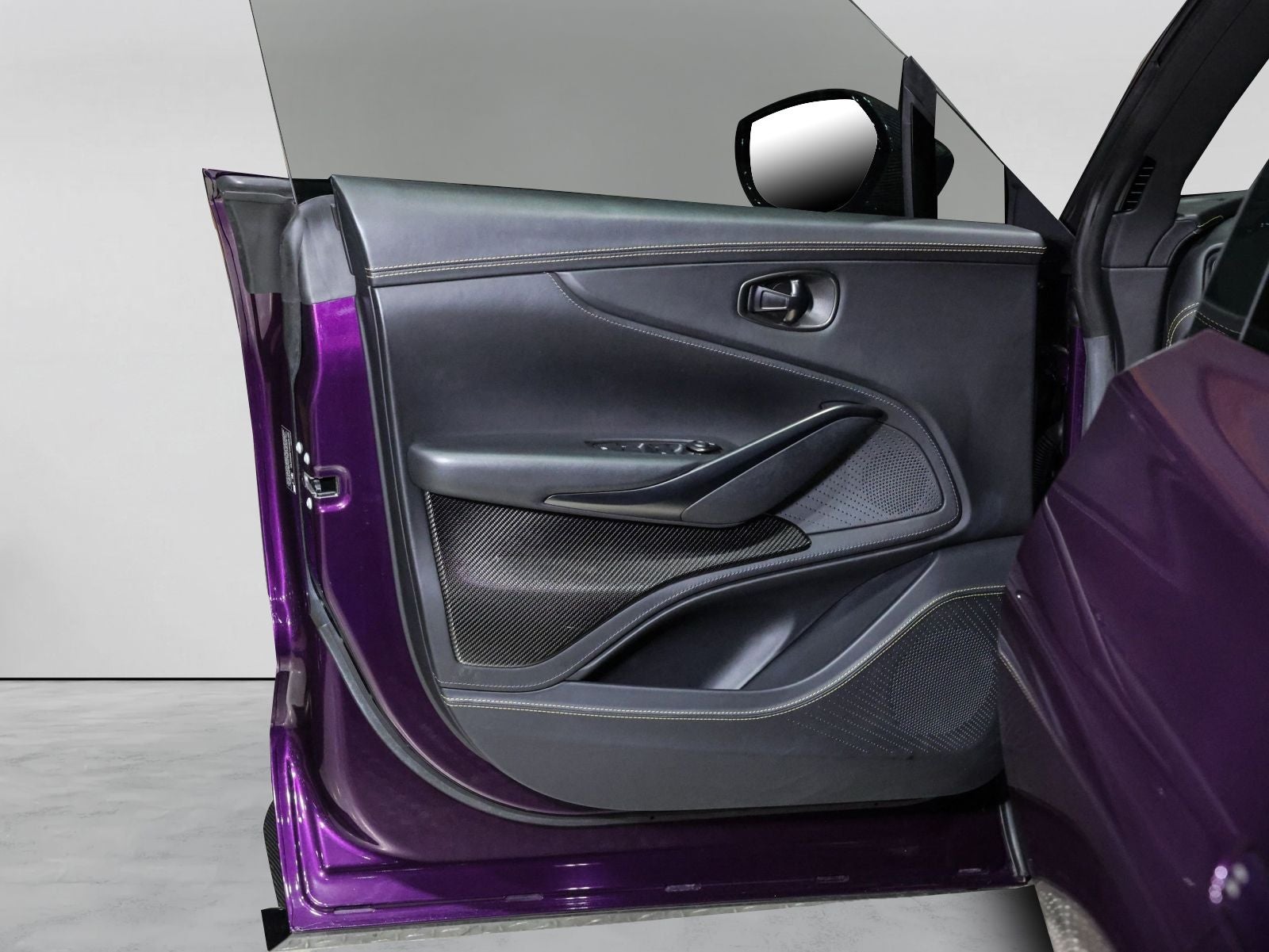 2024 Aston Martin DBX 707