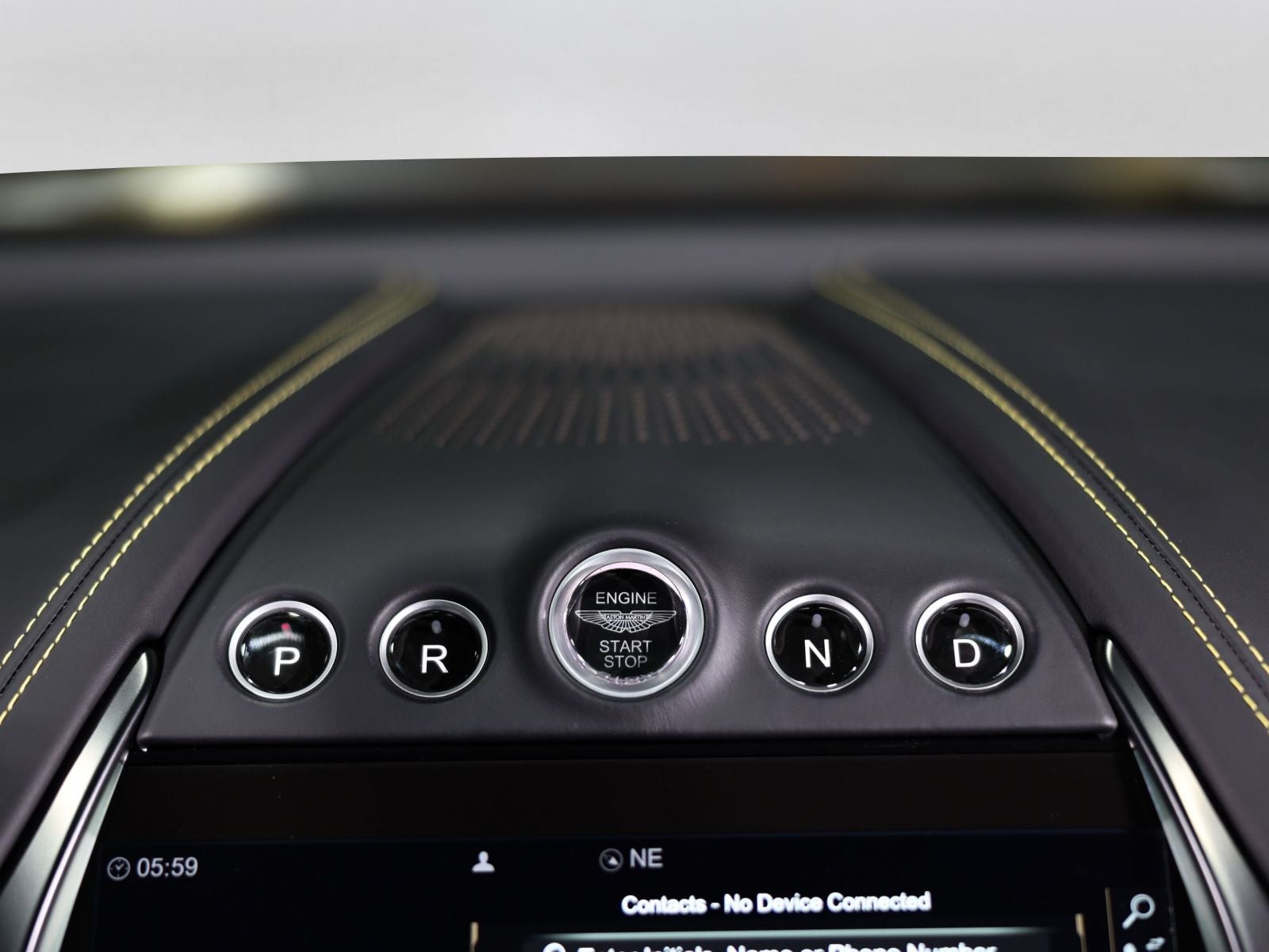 2024 Aston Martin DBX 707