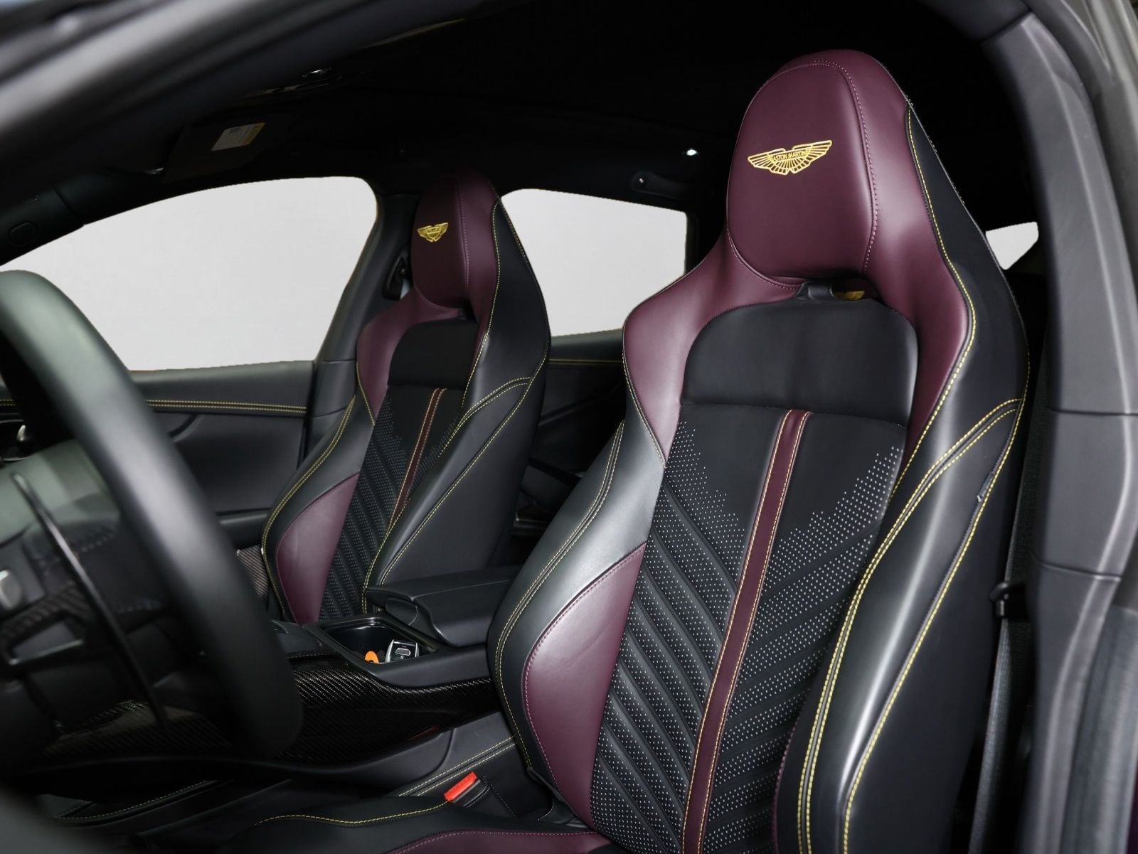 2024 Aston Martin DBX 707