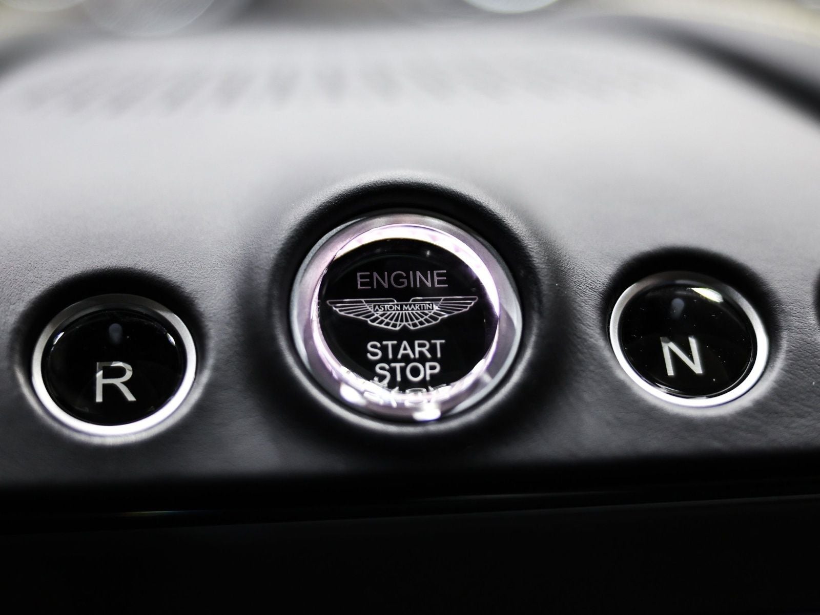 2024 Aston Martin DBX 707