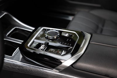 2024 BMW 7 Series 760i xDrive