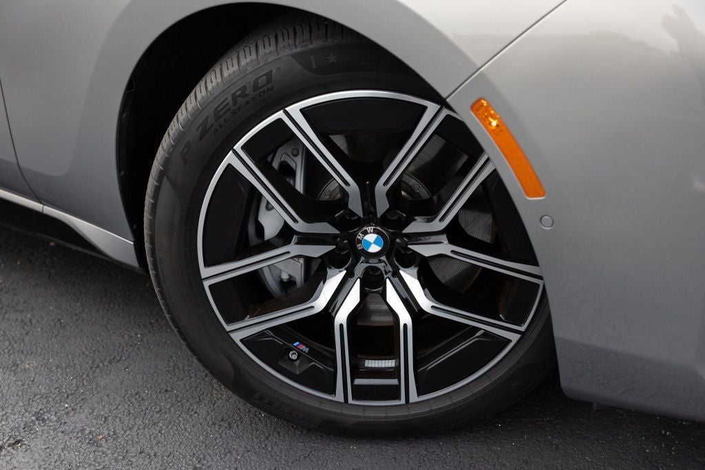 2024 BMW 7 Series 760i xDrive