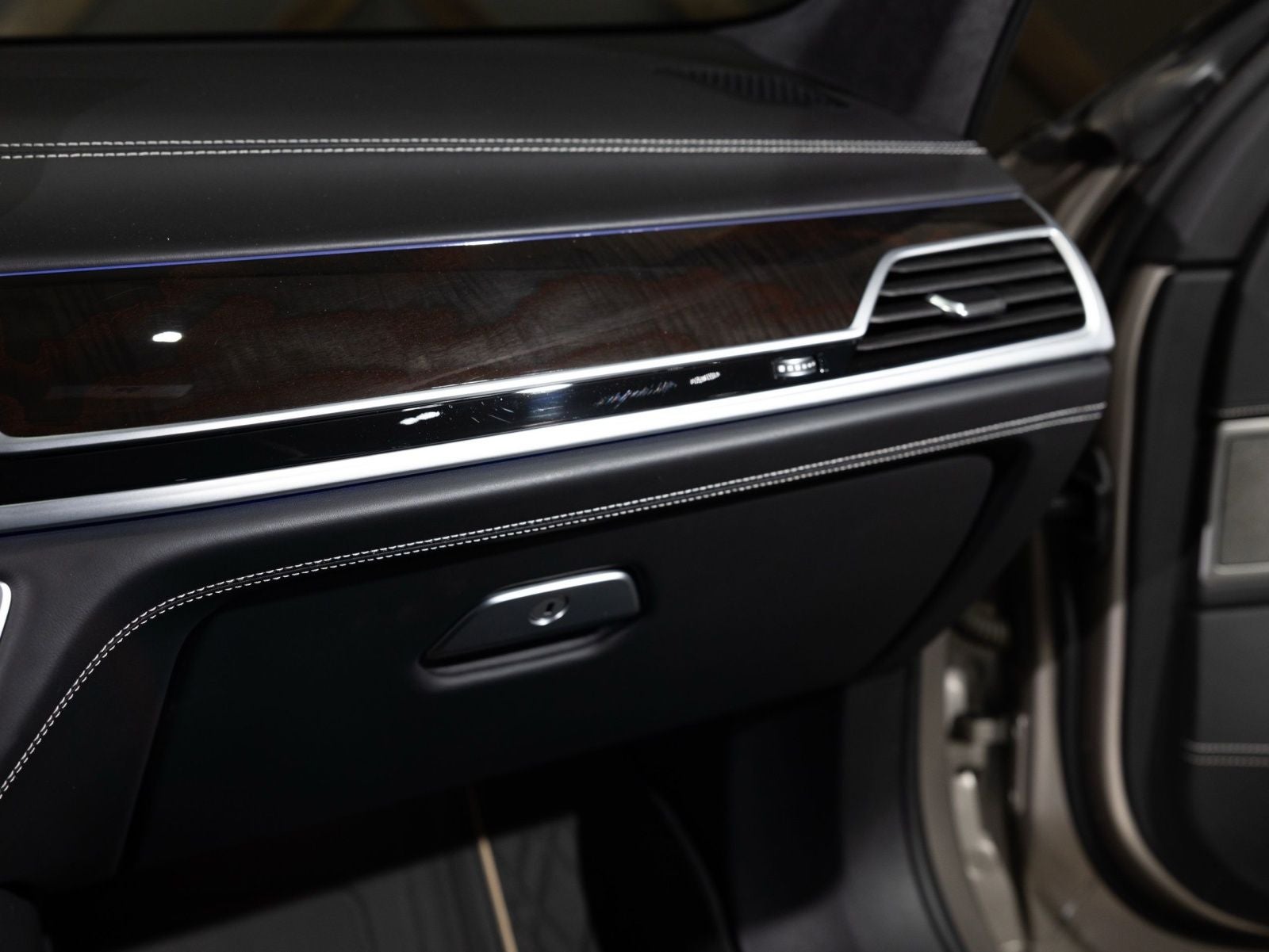 2022 BMW 7 Series ALPINA B7 xDrive