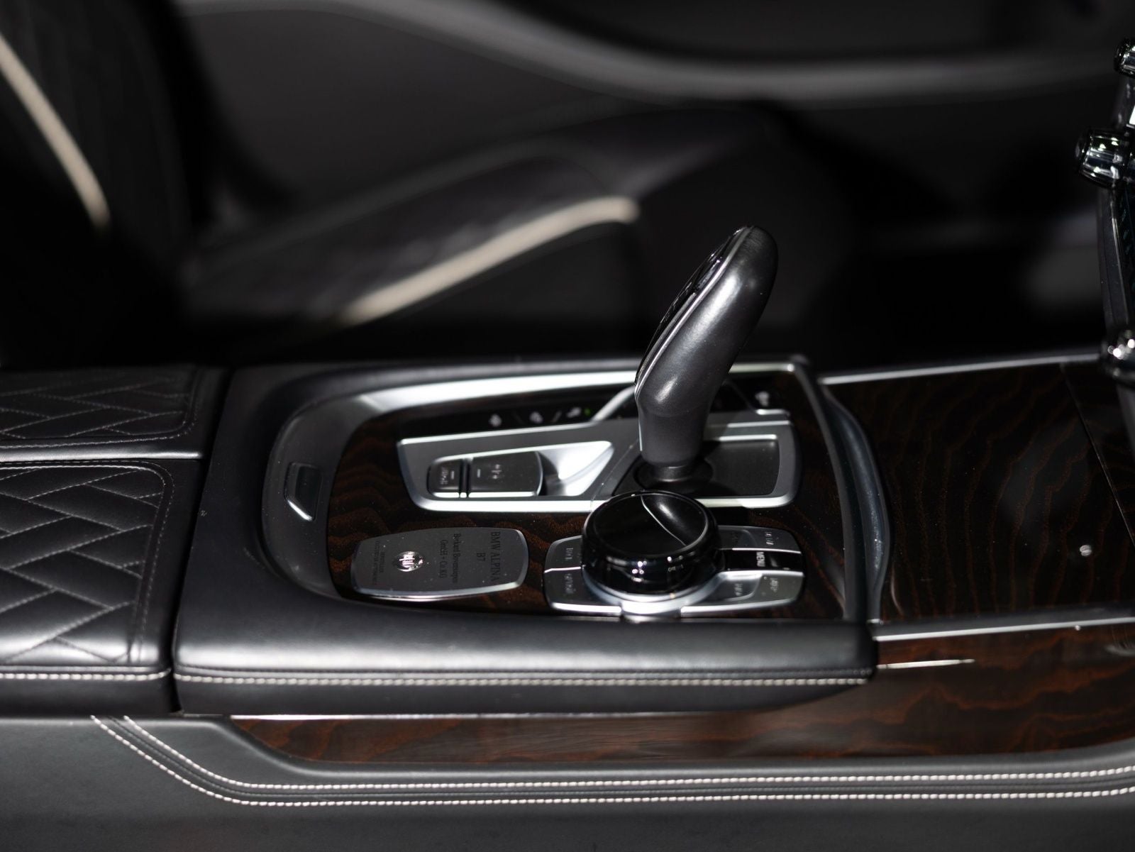 2022 BMW 7 Series ALPINA B7 xDrive