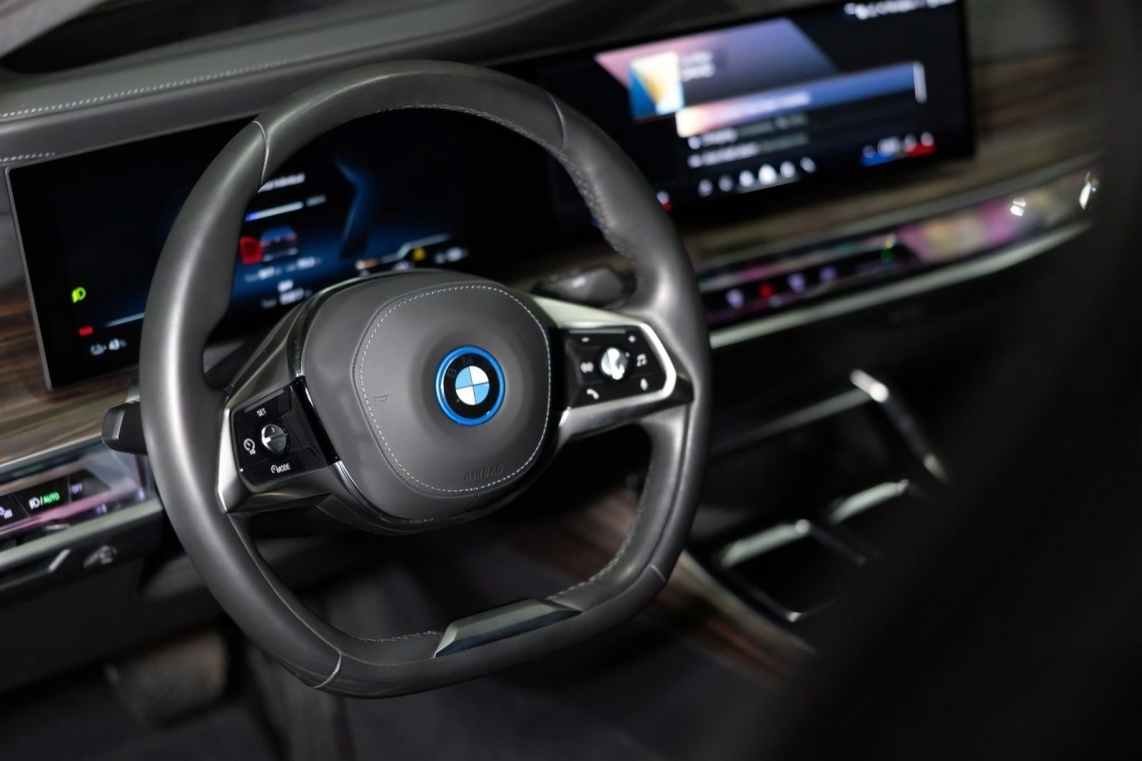 2025 BMW i7 xDrive60