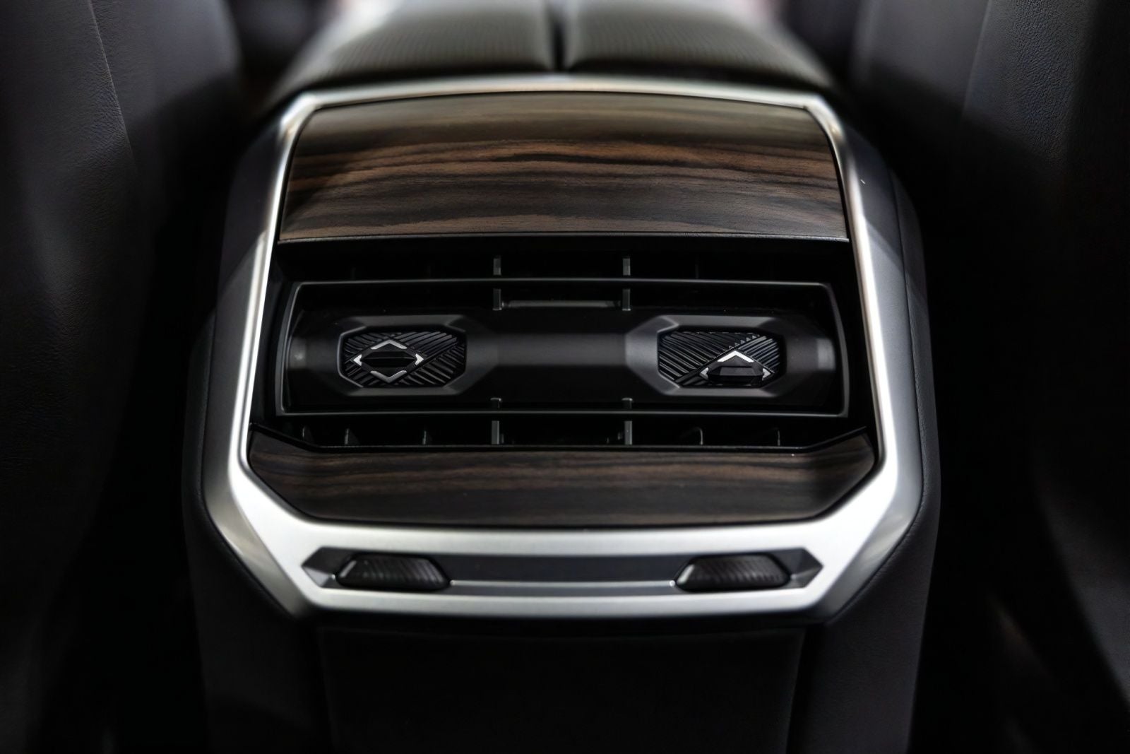 2025 BMW i7 xDrive60