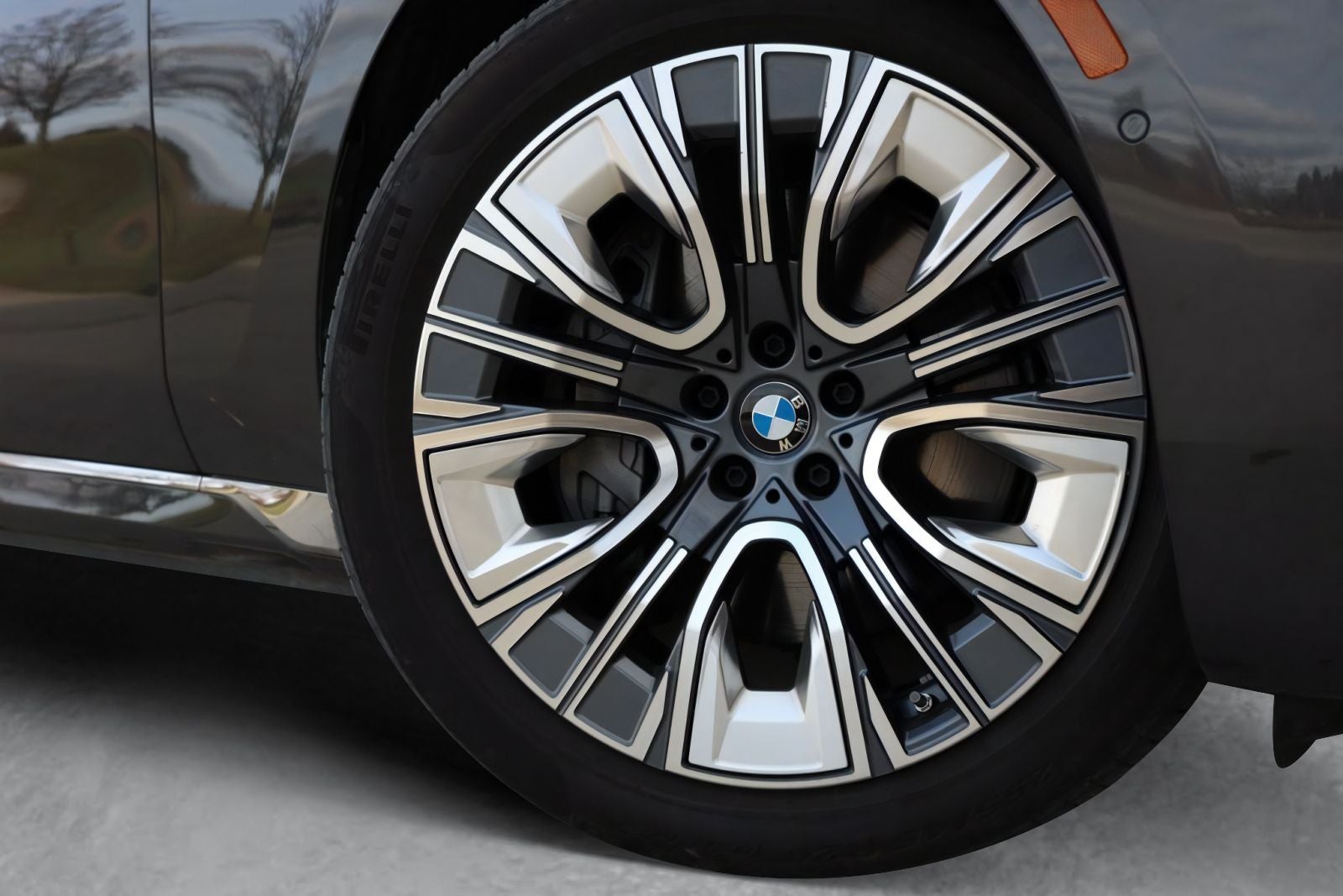 2025 BMW i7 xDrive60