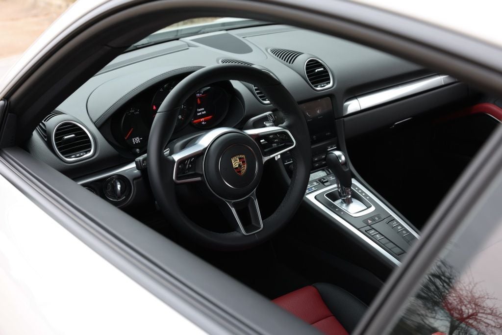 2025 Porsche 718 Cayman Base